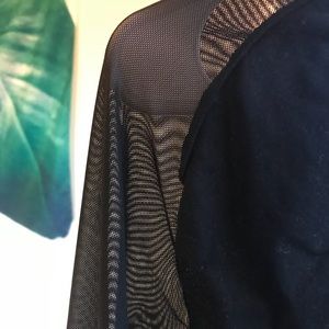 large forever 21 black crop top w/ mesh sleeves